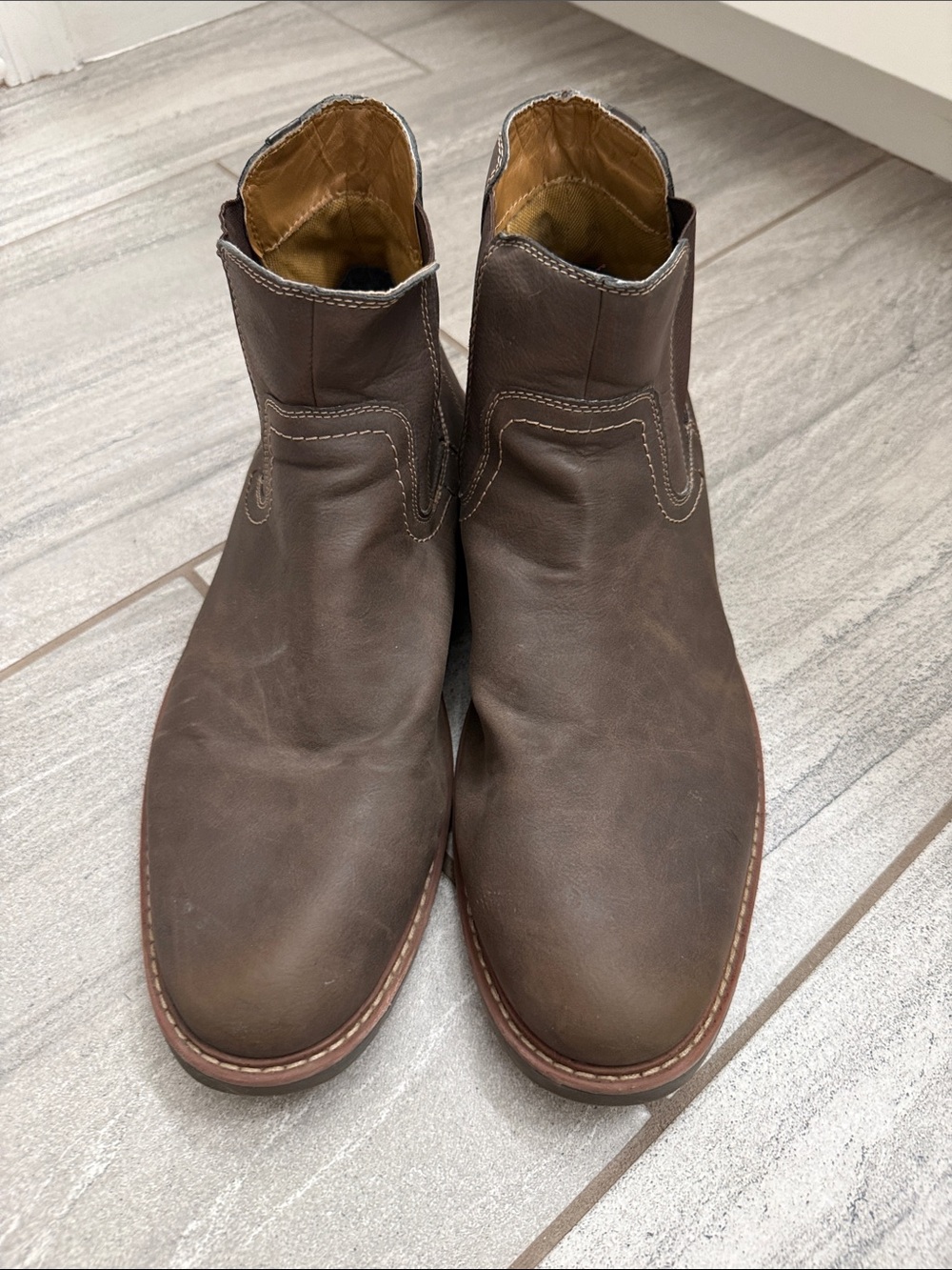 Dockers Brown Men’s slip on boots size 13M